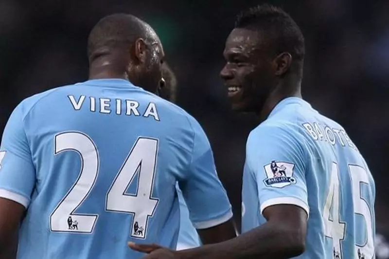 بدأت في سيتي.. حرب التصريحات مستمرة بين بالوتيلي وفييرا